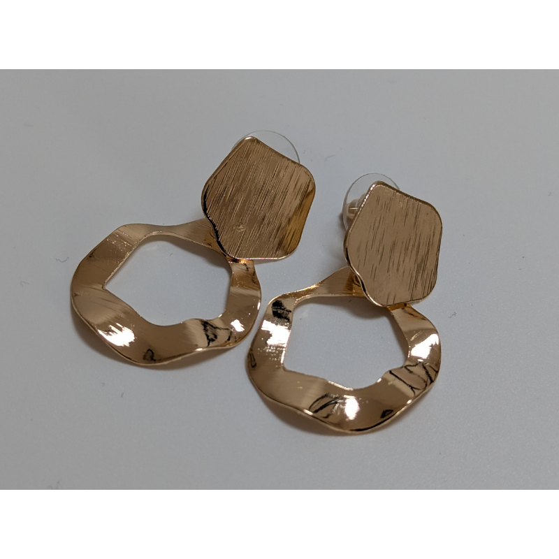 Goldene unregelmässige Ohrringe