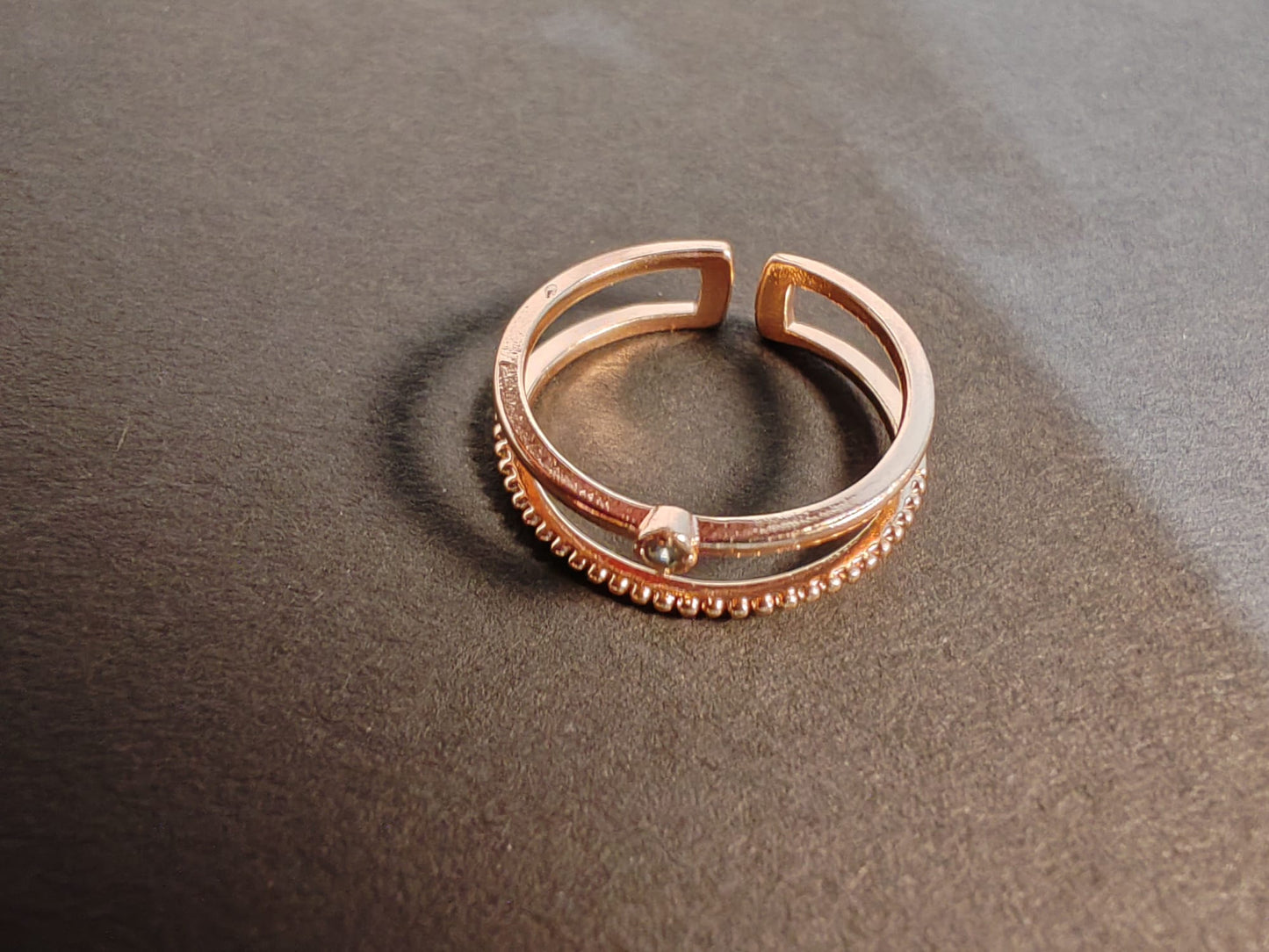 Doppellagiger Zirkonring