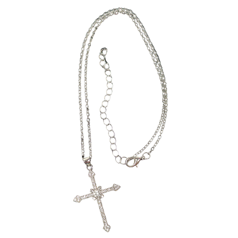 Halskette mit Kreuz