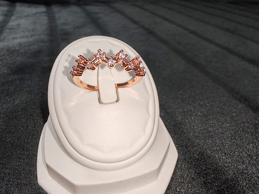 Wellenförmiger Zirkonring