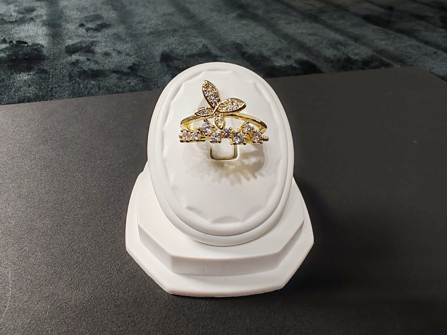 Doppellagiger Schmetterlingsring